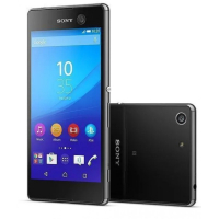 Käytetty Sony Xperia M5, 3/26Gb, uusi akku ja näyttö, musta takuu 1kk